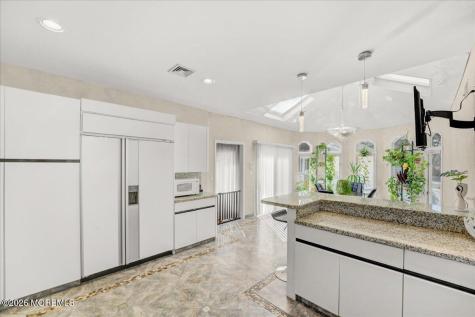 5 Cherry Point Court Morganville NJ 07751
