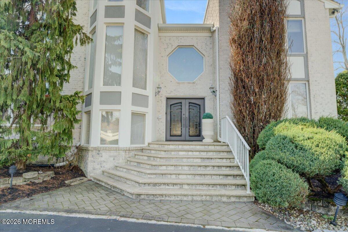 5 Cherry Point Court Morganville NJ 07751