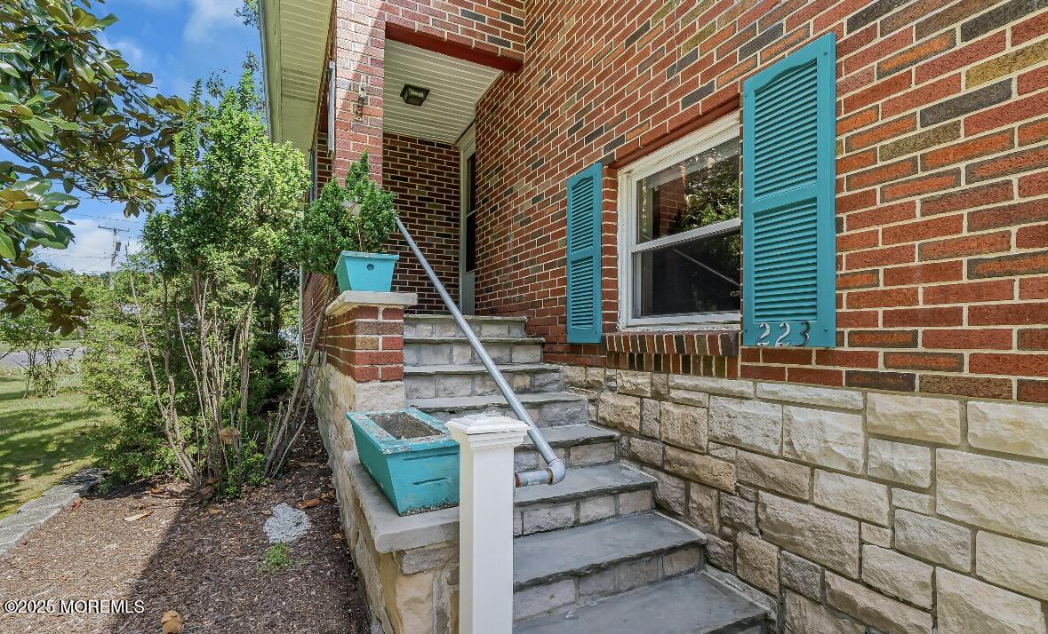 221 Harrison Avenue Oakhurst NJ 07755