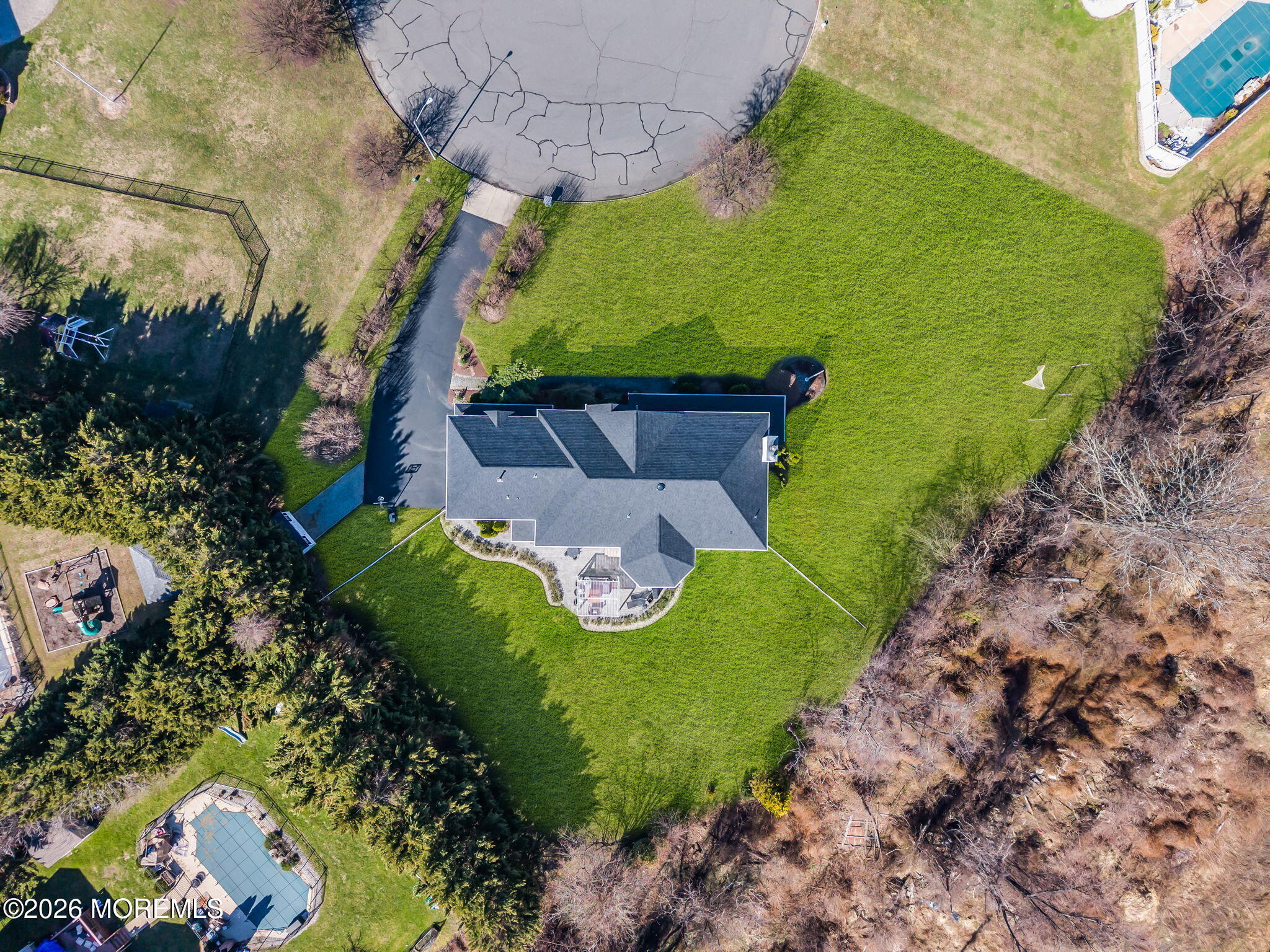 4 Susan Court Farmingdale NJ 07727