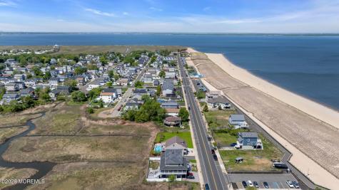 704 Front Street Union Beach NJ 07735