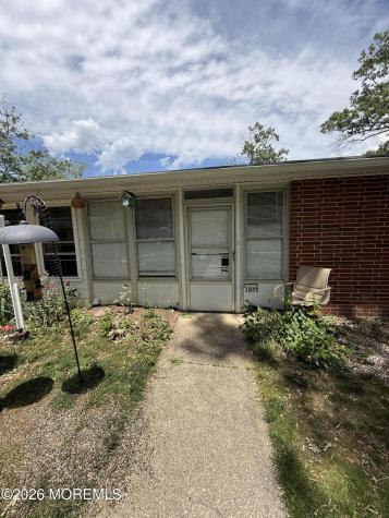 103C Edinburgh Lane Lakewood NJ 08701