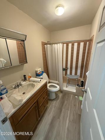 103C Edinburgh Lane Lakewood NJ 08701