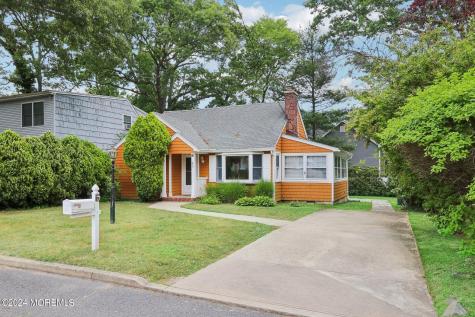 43 Pinewood Drive Neptune Township NJ 07753