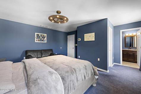 87 E Parsonage Way Manalapan NJ 07726