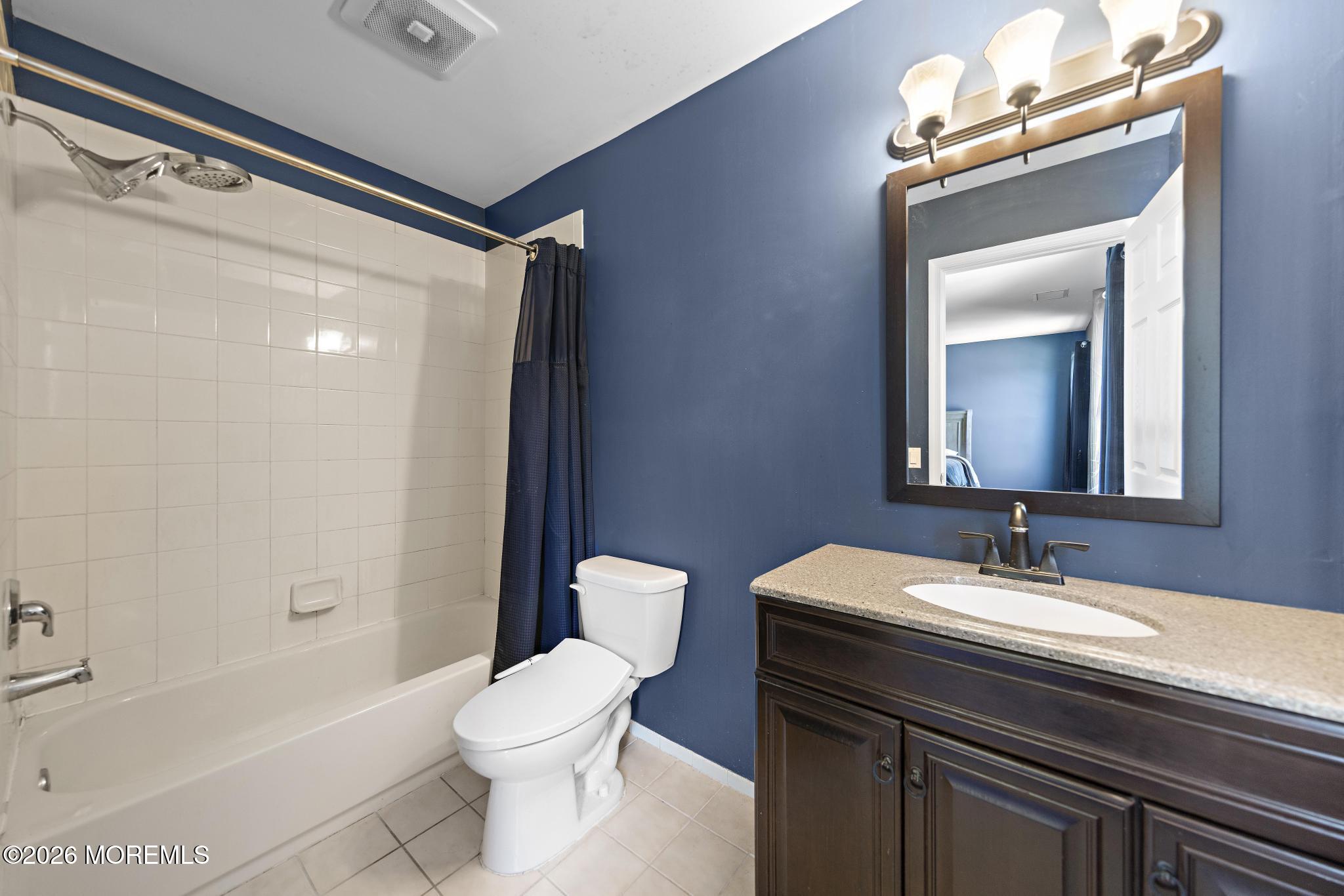 87 E Parsonage Way Manalapan NJ 07726