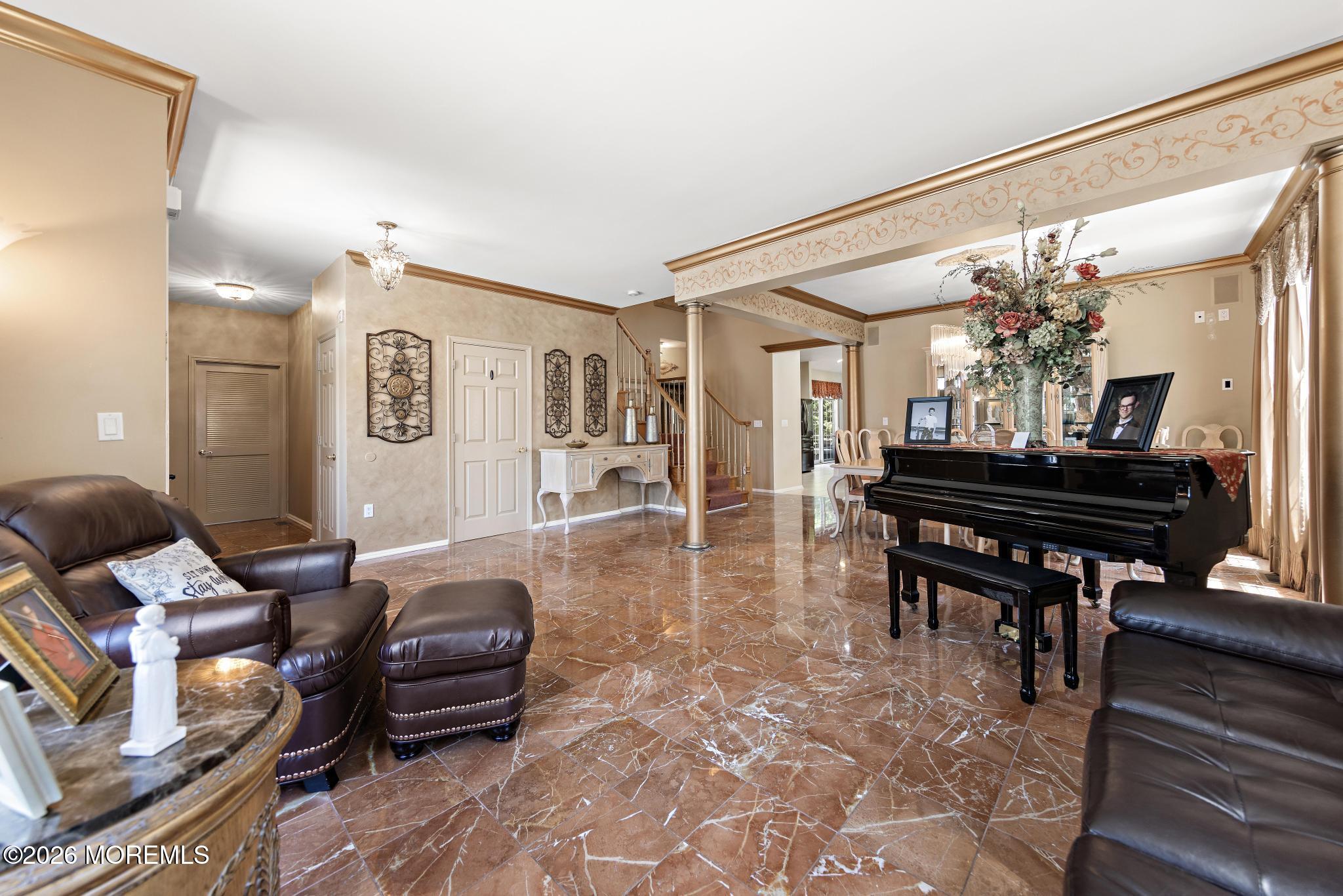 87 E Parsonage Way Manalapan NJ 07726