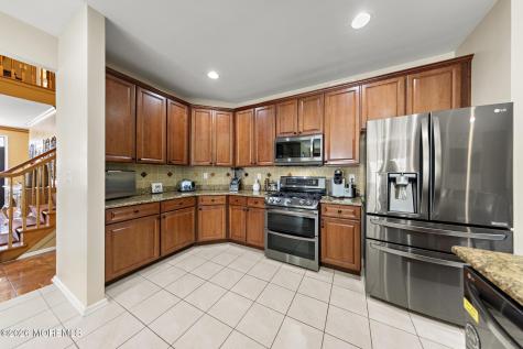 87 E Parsonage Way Manalapan NJ 07726