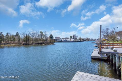 413 Twin Lakes Boulevard Little Egg Harbor NJ 08087