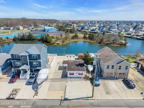 413 Twin Lakes Boulevard Little Egg Harbor NJ 08087