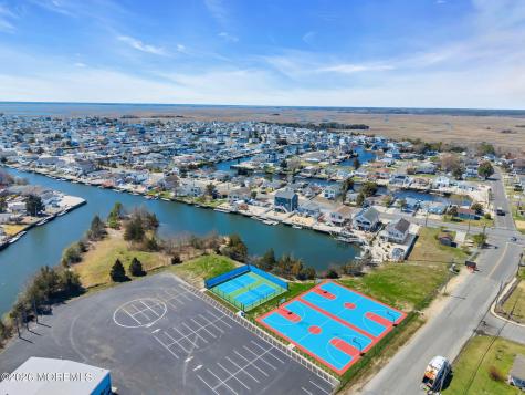 413 Twin Lakes Boulevard Little Egg Harbor NJ 08087