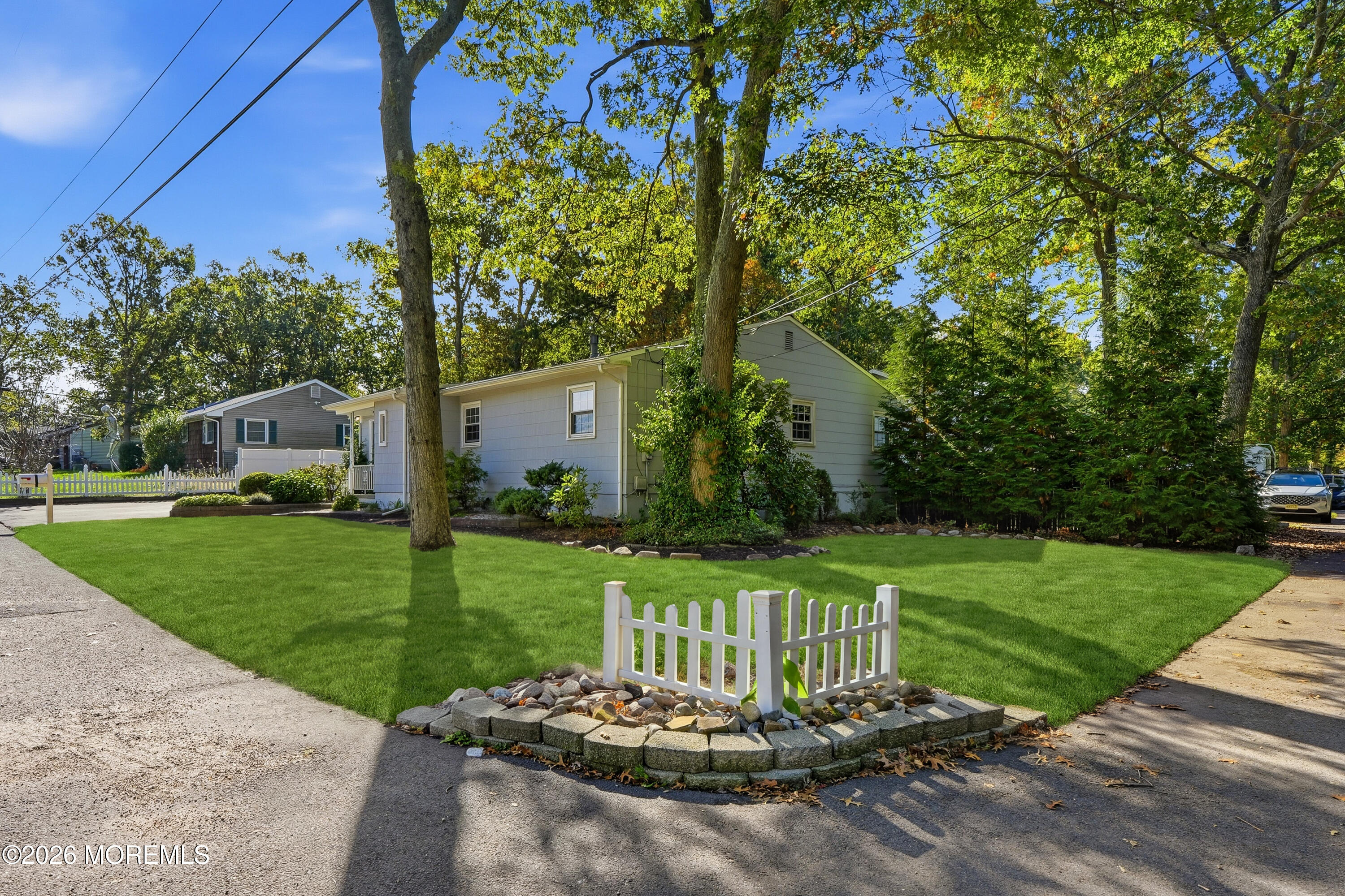 97 Bowline Street Beachwood NJ 08722