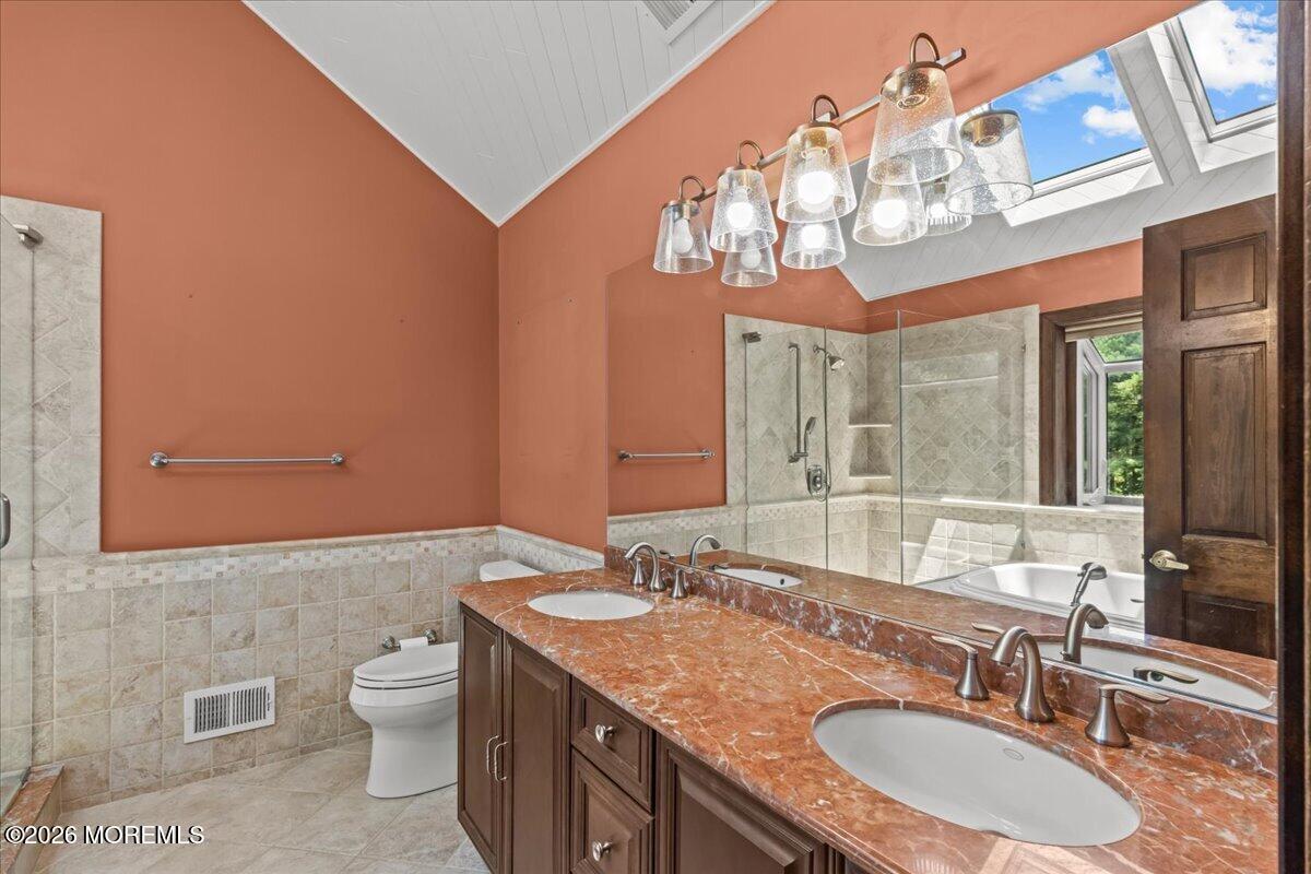 1652 White Water Court Toms River NJ 08755