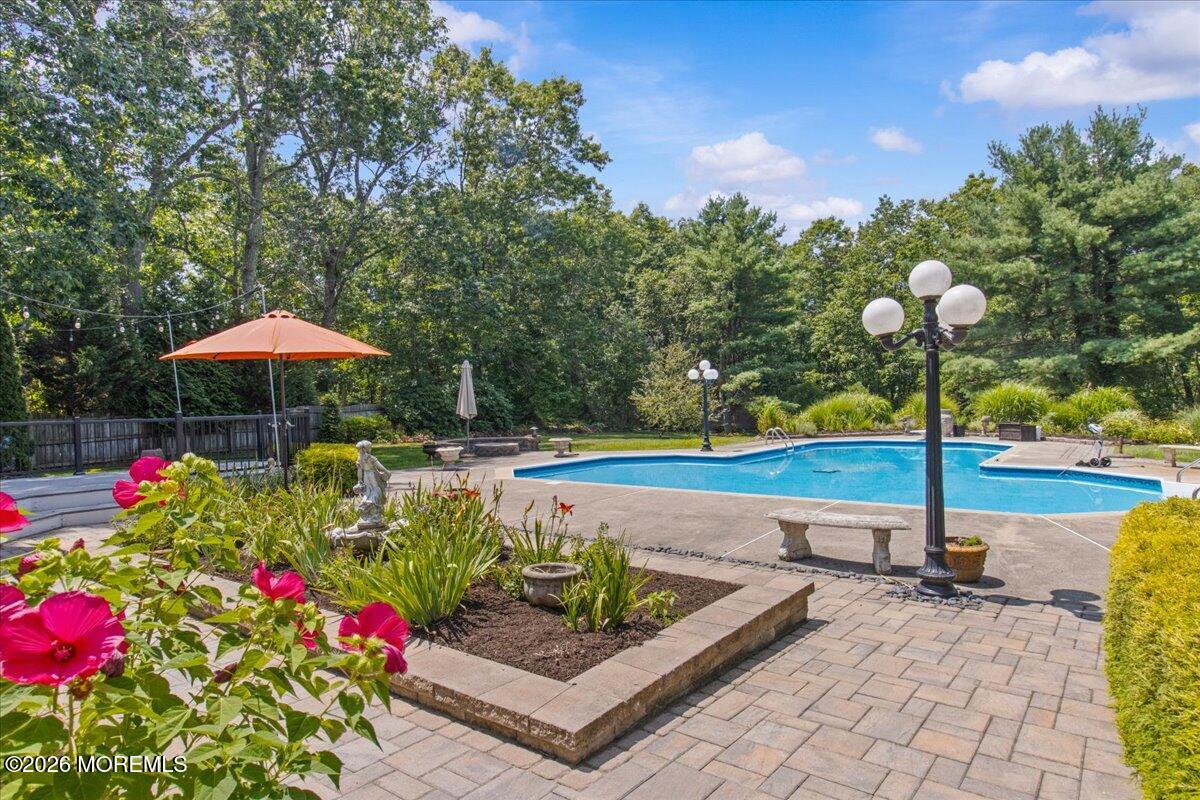 1652 White Water Court Toms River NJ 08755