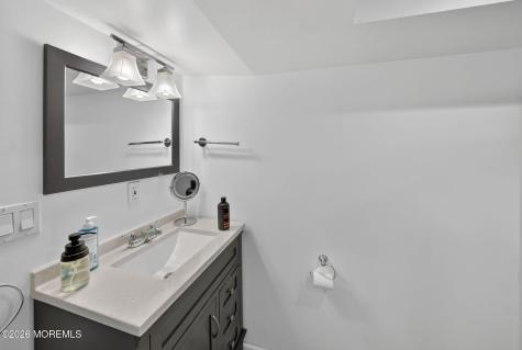 40 Woodside Drive Howell NJ 07731