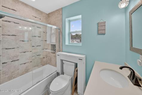 40 Woodside Drive Howell NJ 07731