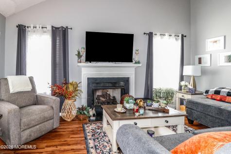 11 Poplar Court Barnegat NJ 08005