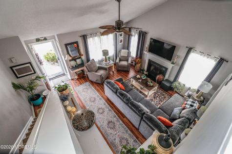 11 Poplar Court Barnegat NJ 08005