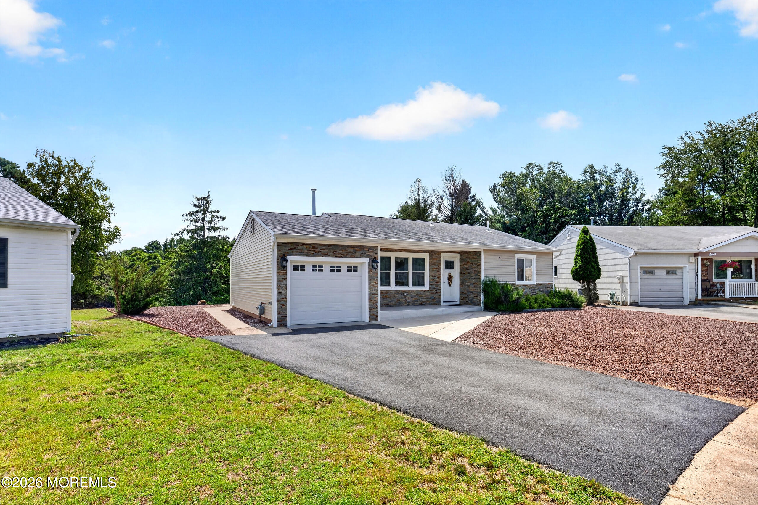 5 Shaw Court Toms River NJ 08757