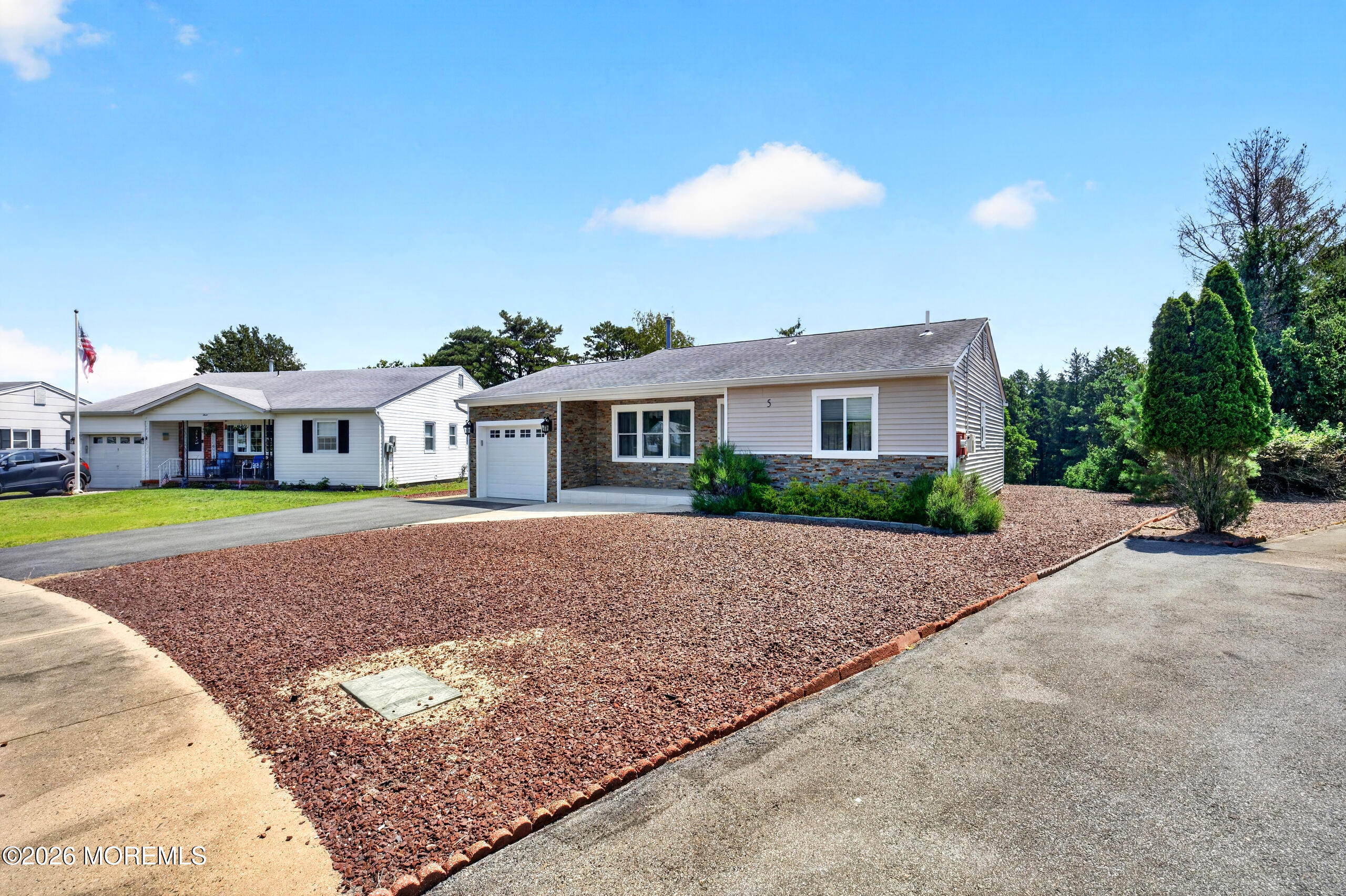 5 Shaw Court Toms River NJ 08757
