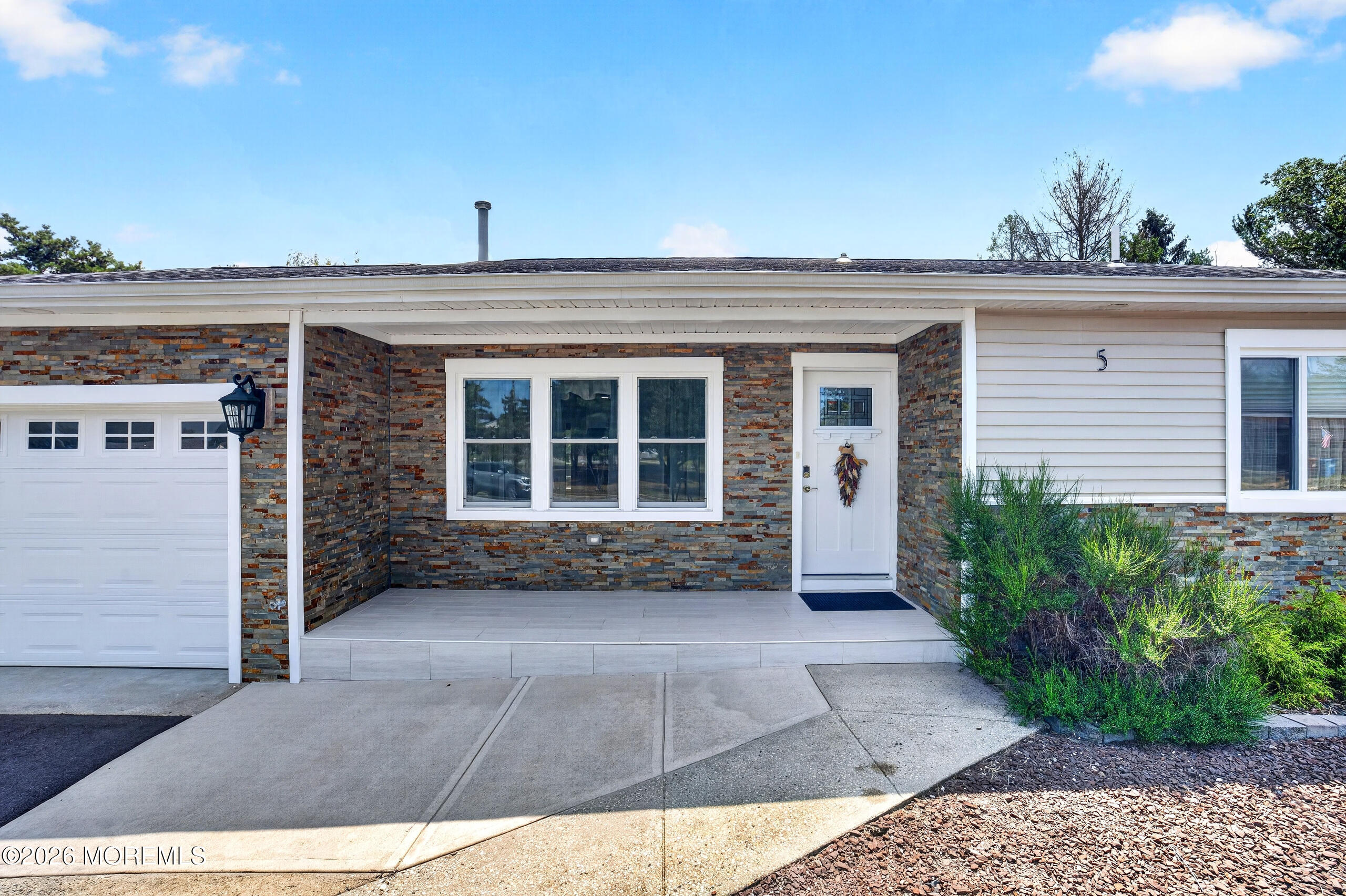 5 Shaw Court Toms River NJ 08757
