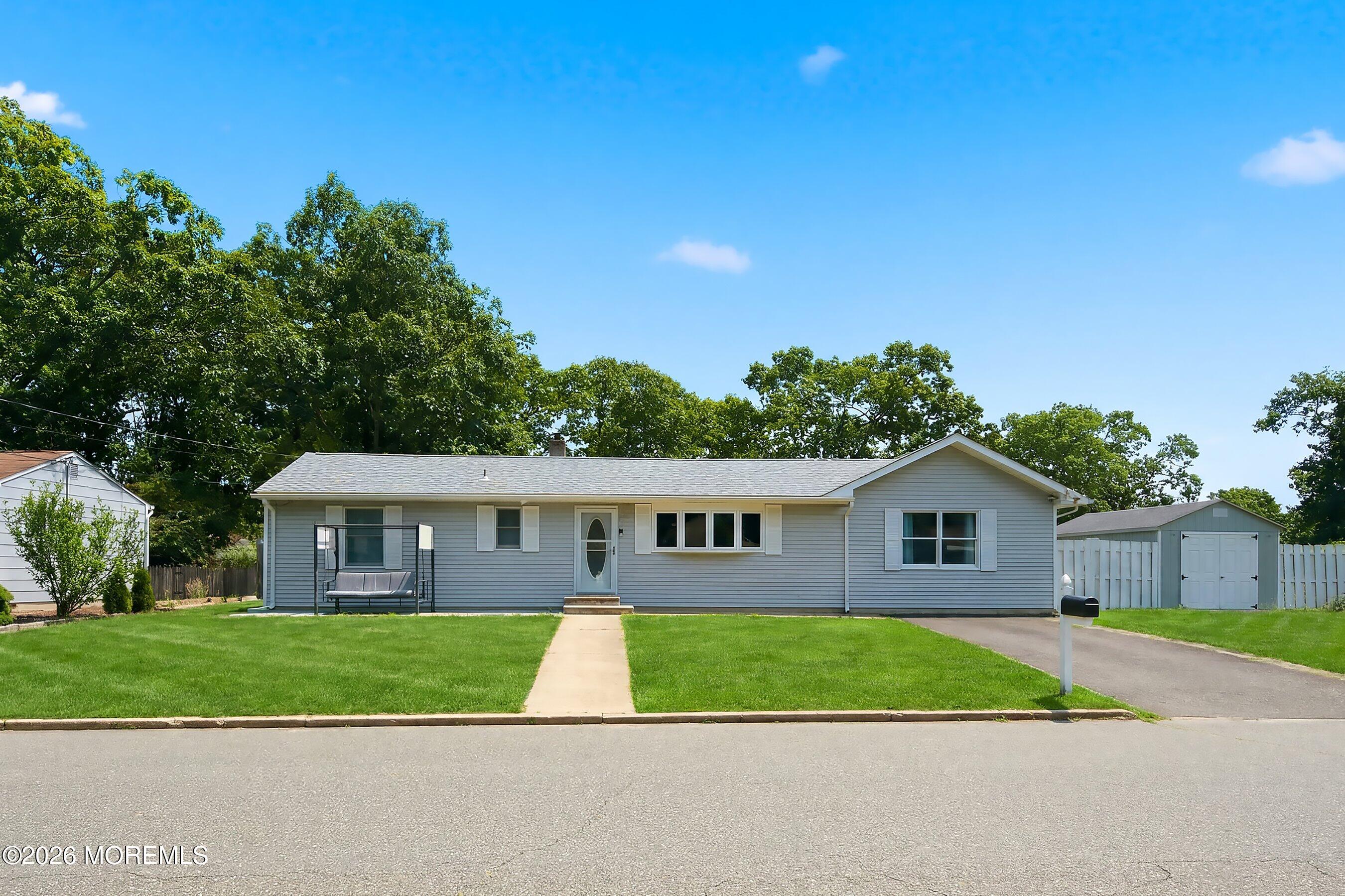 Howell NJ, 20 Western Drive