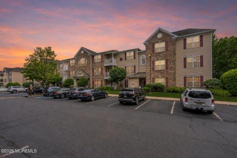511 Sophee Lane Lakewood NJ 08701