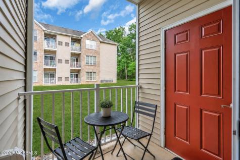 511 Sophee Lane Lakewood NJ 08701