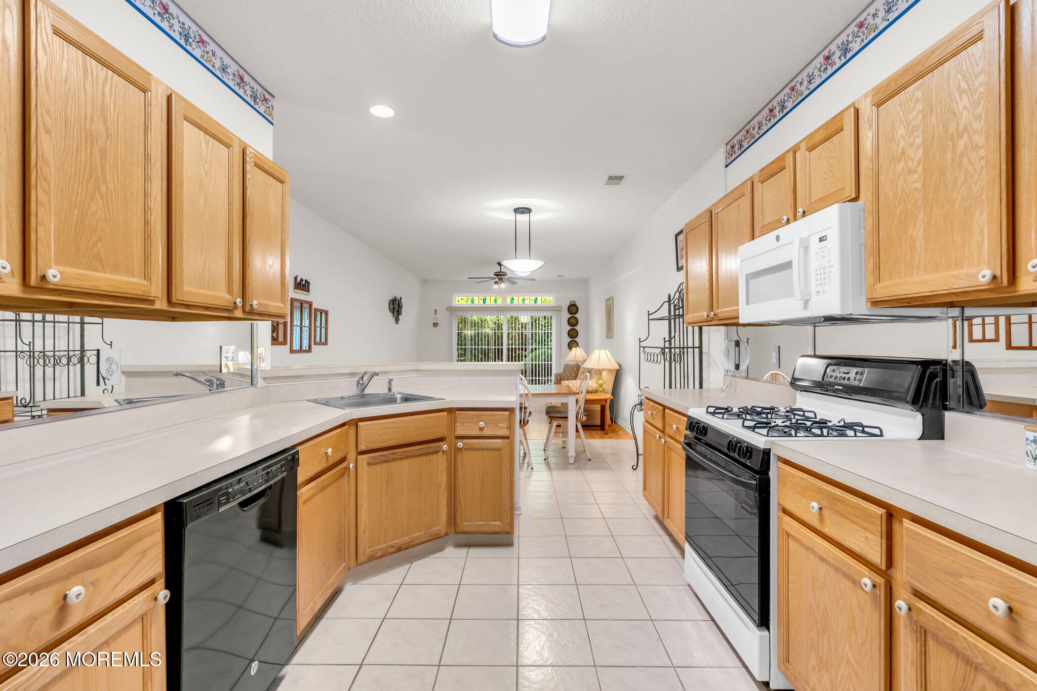 33 Golden Willows Avenue Lakewood NJ 08701