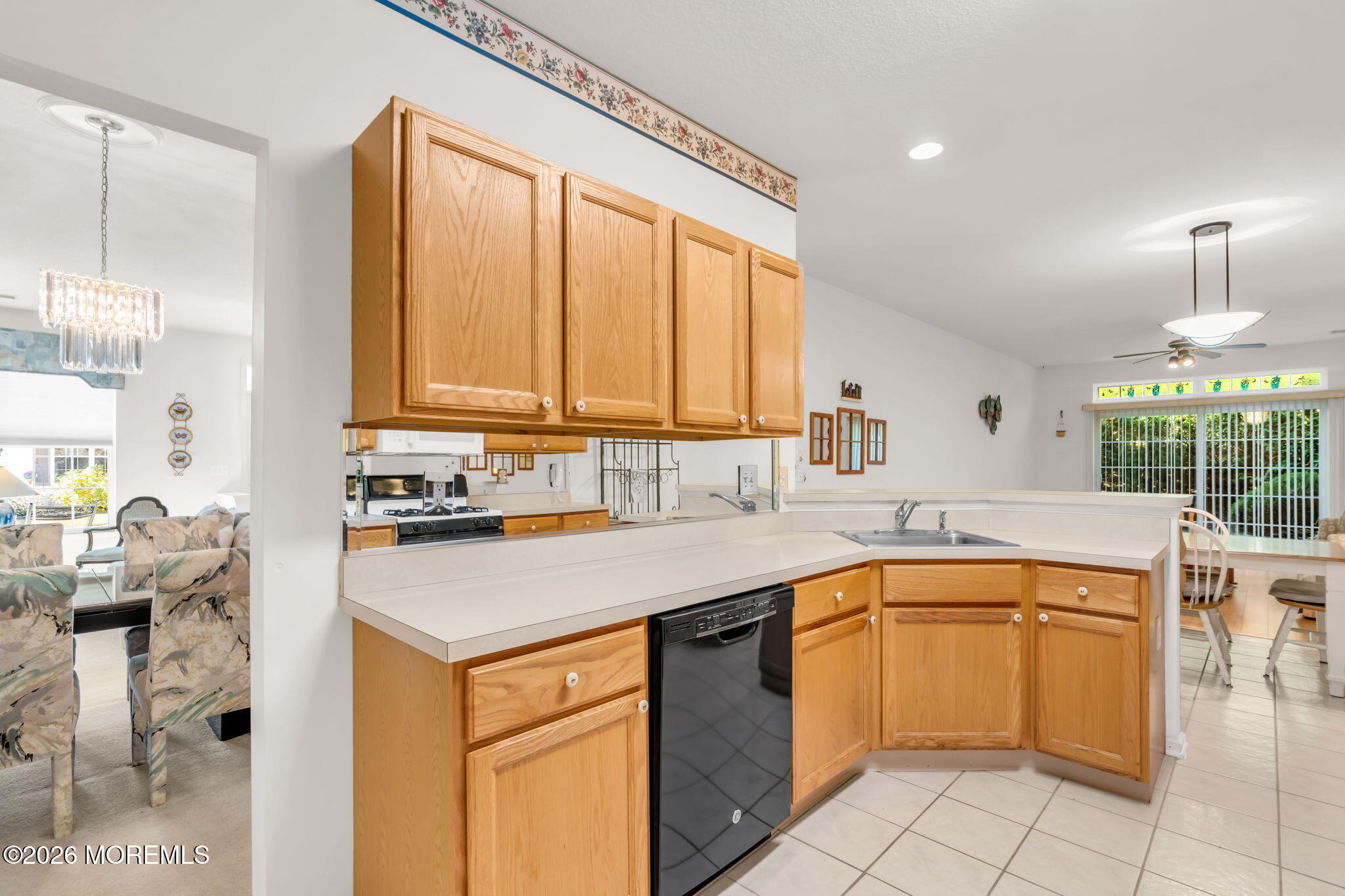 33 Golden Willows Avenue Lakewood NJ 08701