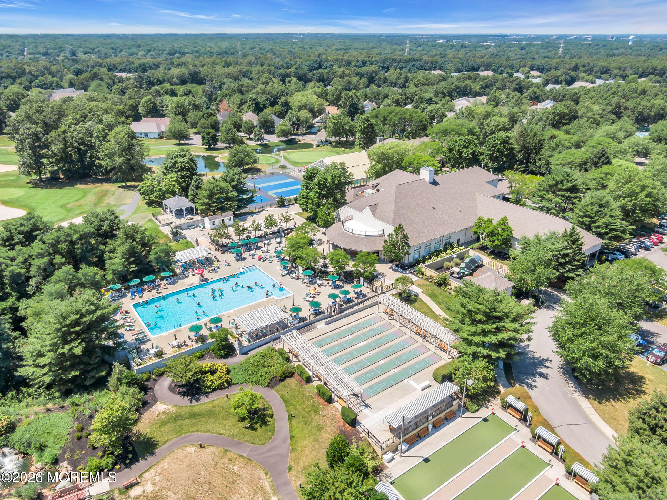 33 Golden Willows Avenue Lakewood NJ 08701