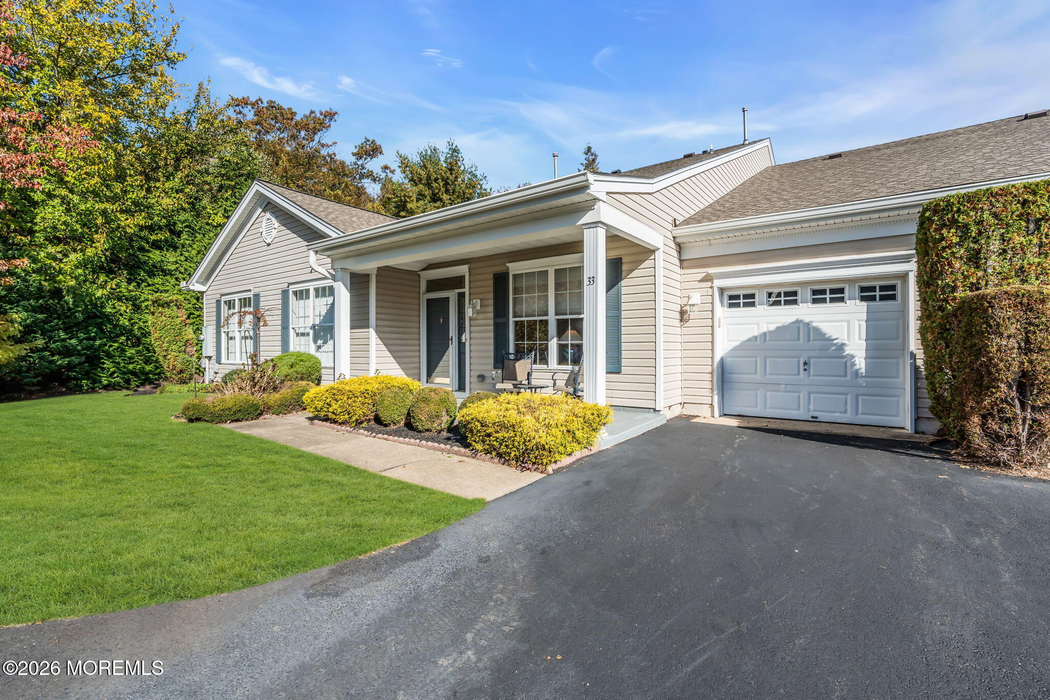 33 Golden Willows Avenue Lakewood NJ 08701