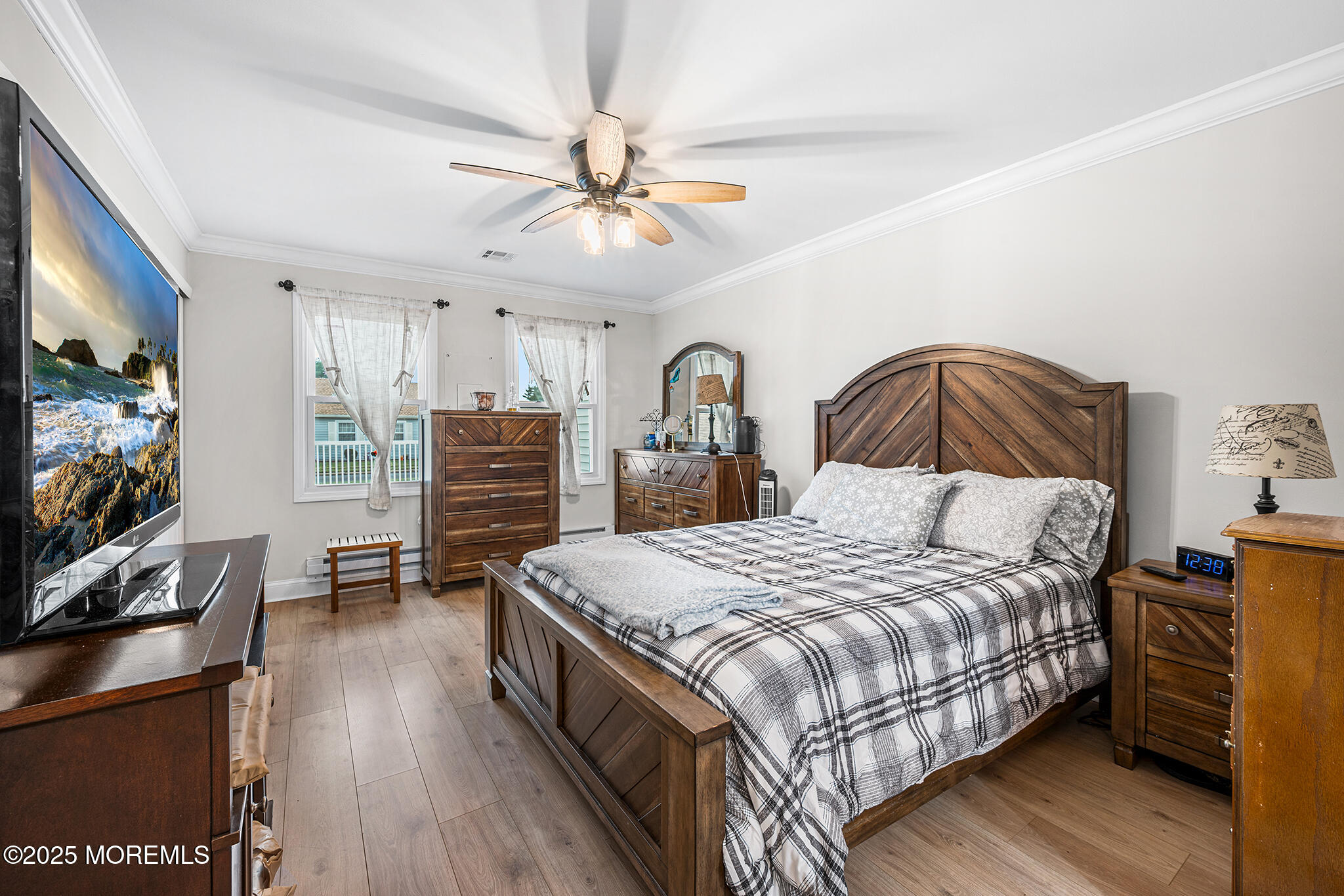 24 Calle De Elvira Freehold NJ 07728