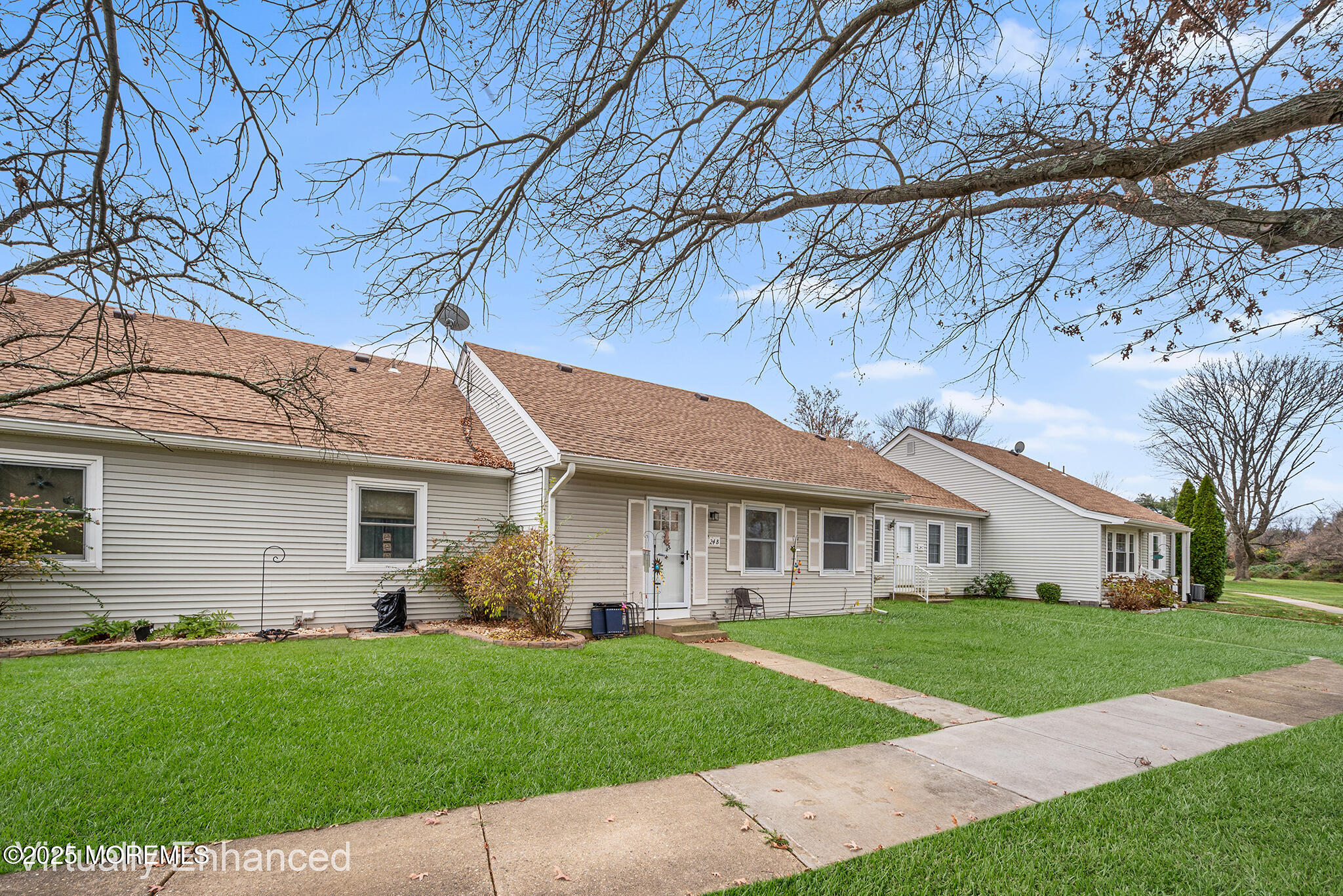 24 Calle De Elvira Freehold NJ 07728