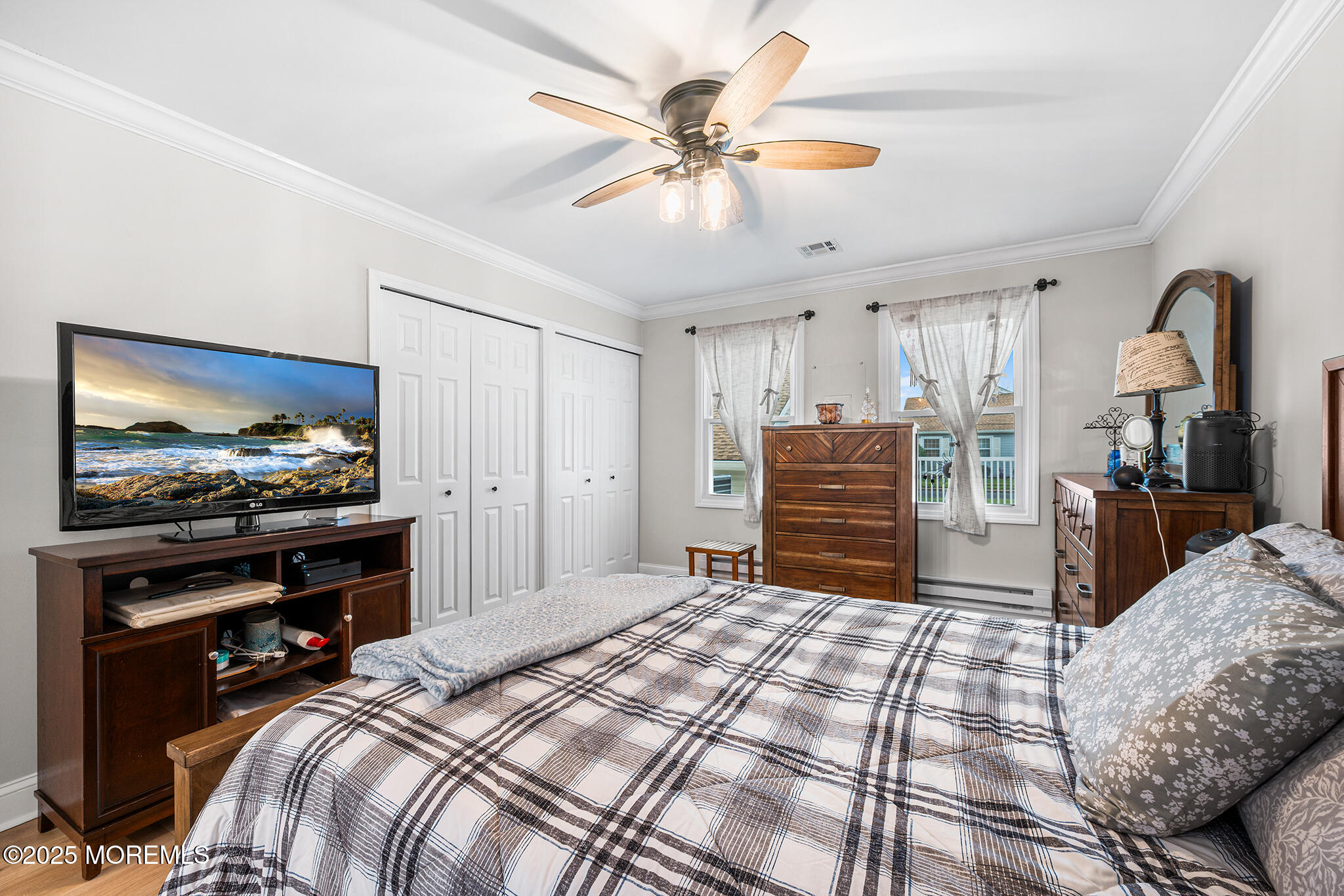 24 Calle De Elvira Freehold NJ 07728