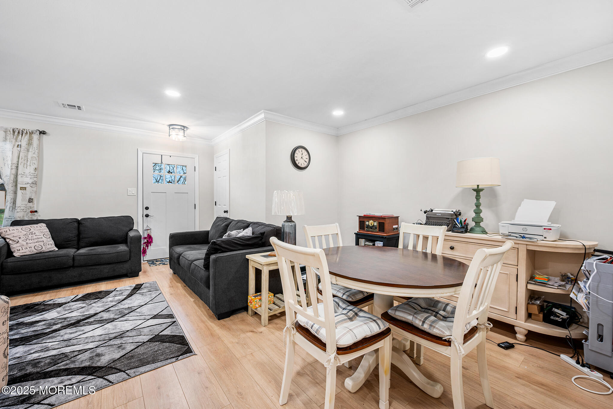 24 Calle De Elvira Freehold NJ 07728