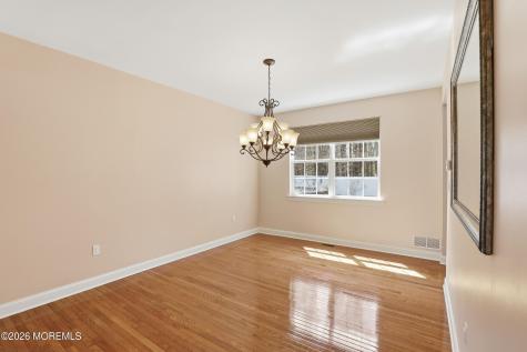 4 Firenze Road Jackson NJ 08527