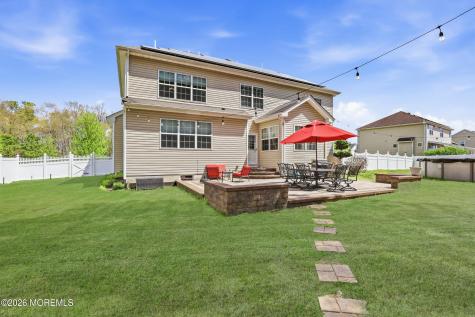 4 Firenze Road Jackson NJ 08527