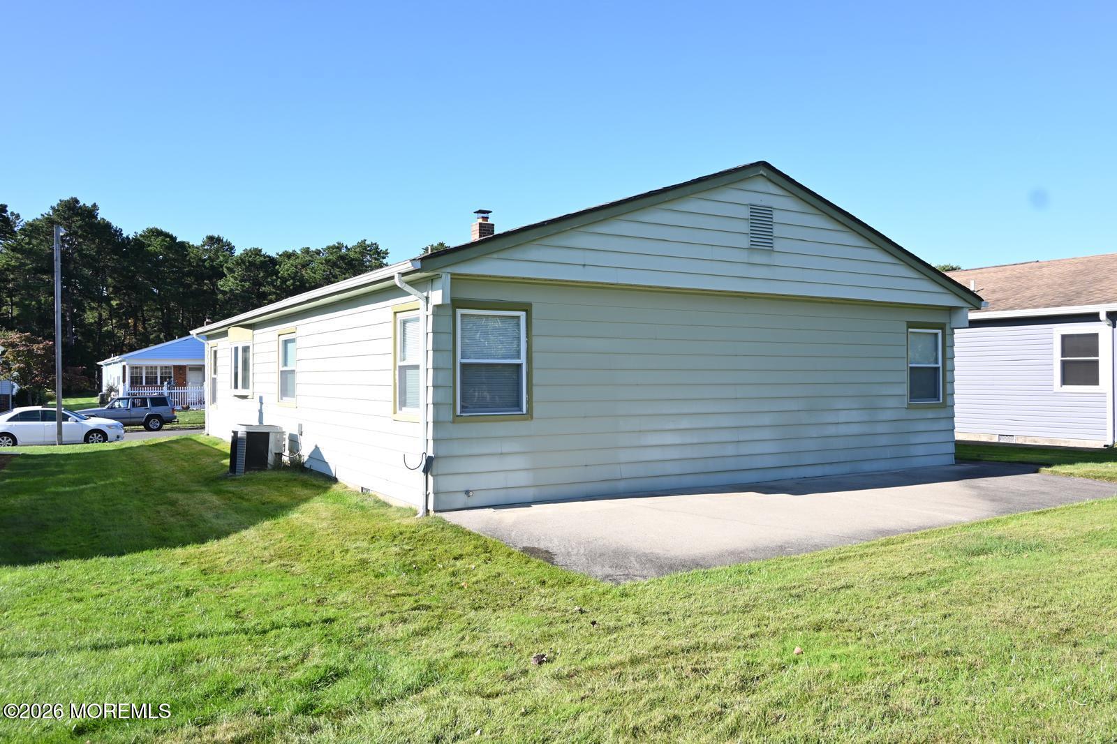 348 Costa Mesa Drive Toms River NJ 08757