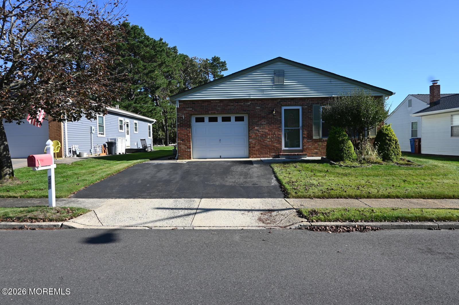 348 Costa Mesa Drive Toms River NJ 08757