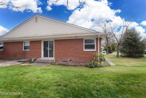 23 Snowberry Lane Whiting NJ 08759