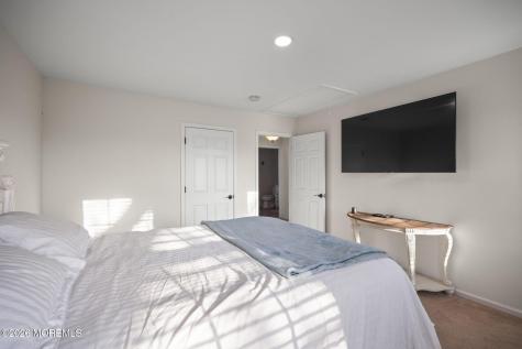 143 Luppatatong Avenue Keyport NJ 07735