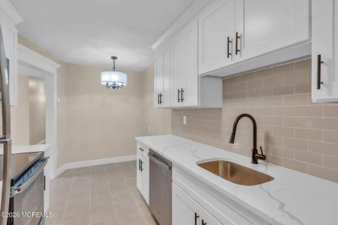 168 Amberly Drive Manalapan NJ 07726