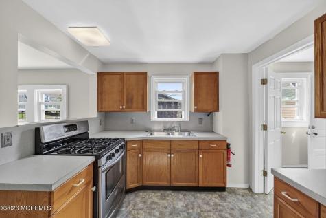 26 Thomas Street Toms River NJ 08753