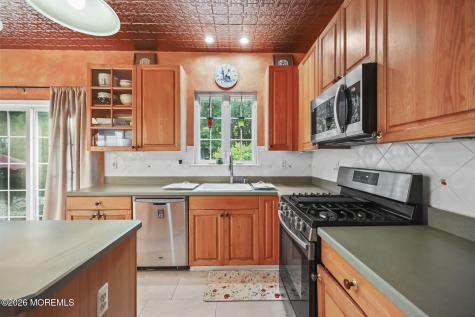 26 Summerhill Avenue Jackson NJ 08527