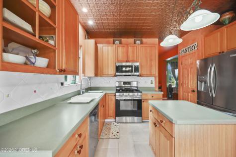 26 Summerhill Avenue Jackson NJ 08527