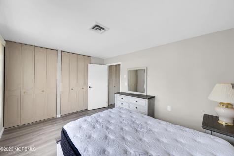 843D Inverness Court Lakewood NJ 08701