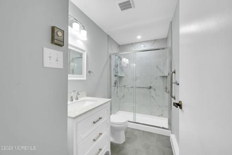 843D Inverness Court Lakewood NJ 08701
