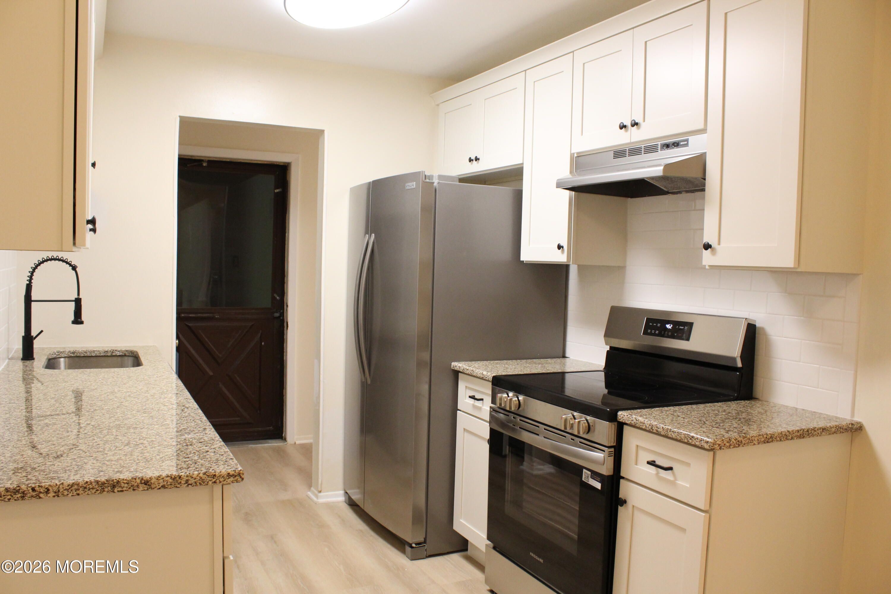 7 Pine Cluster Circle Manalapan NJ 07726
