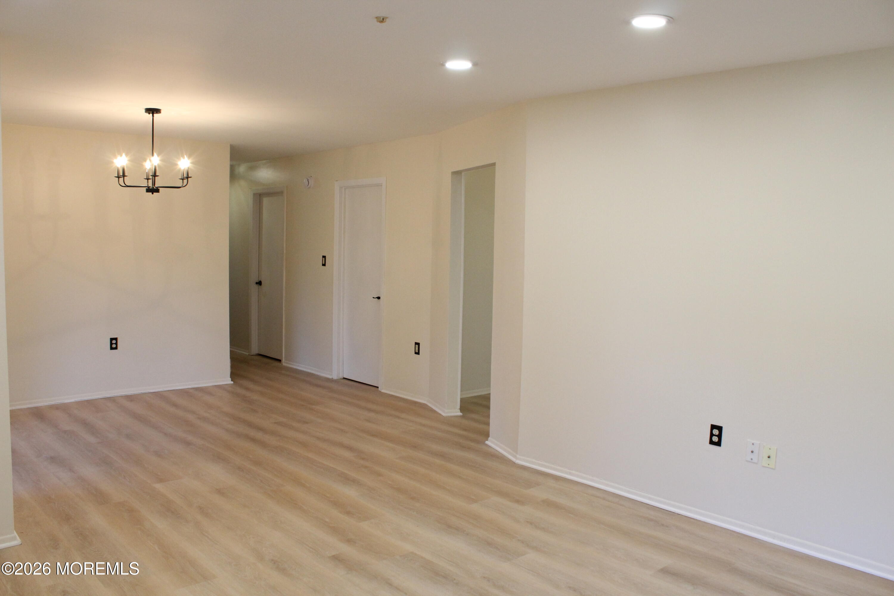 7 Pine Cluster Circle Manalapan NJ 07726